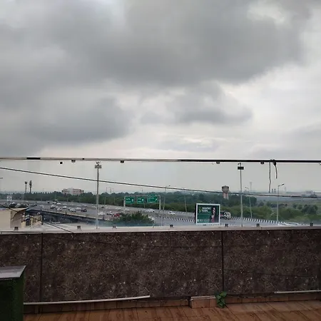 Hotel Wti Airport Grand Delhi-3