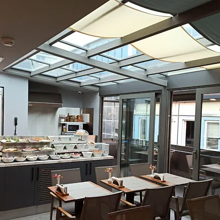 Triada Hotel Karakoey-3