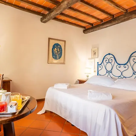 Romantik Hotel Monteriggioni-3