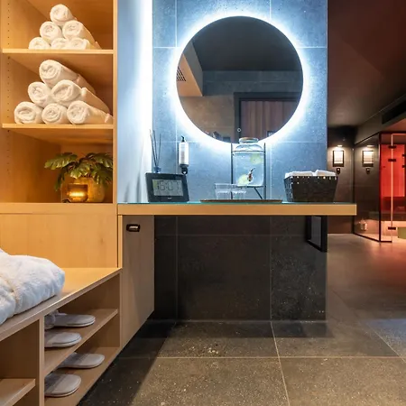One Two Four - Hotel & Spa-3