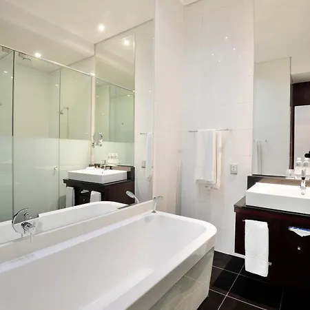 Davinci Hotel On Nelson Mandela Square-3