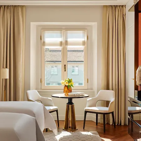 Four Seasons Hotel Milano-2
