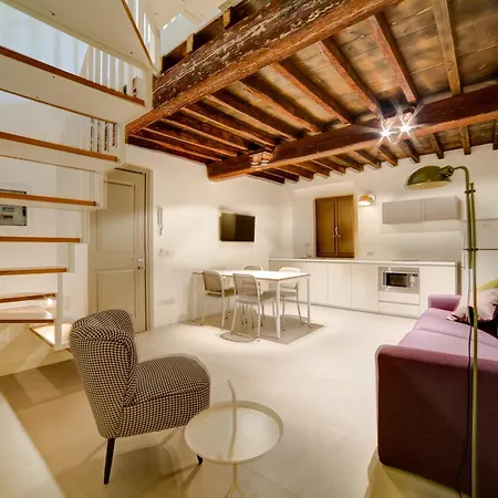 Palazzo Mannaioni Suites-3