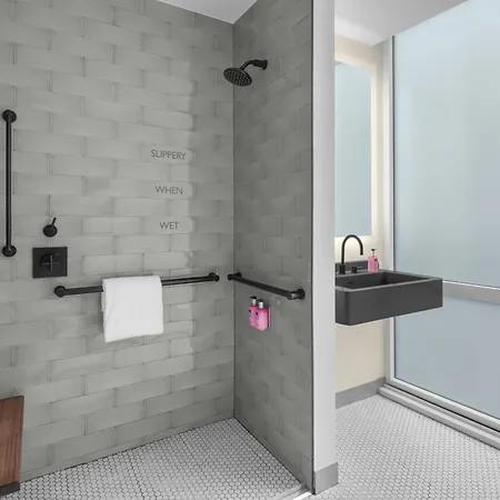 Moxy Nyc Downtown-3
