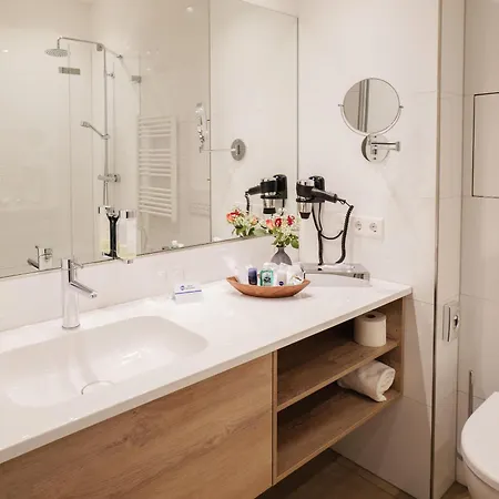 Best Western Comfort Business Hotel Düsseldorf-Neuss-3