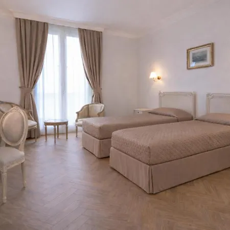 Grand Hotel Moderne-3