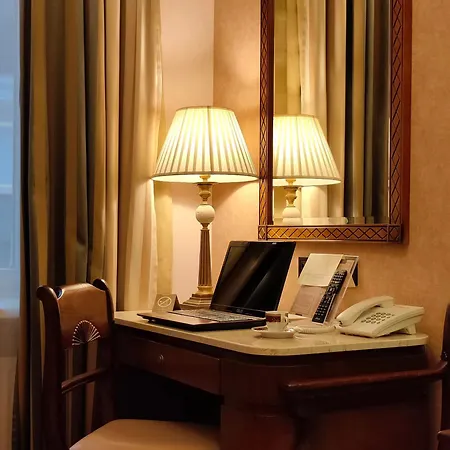 Grand Hotel-3