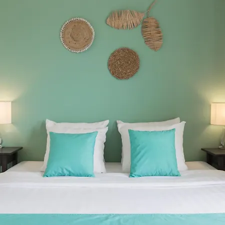 Dolphin Suites & Wellness Curacao-2