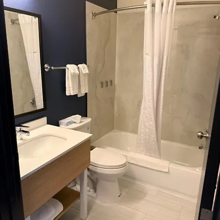 Microtel Inn And Suites Appleton-2