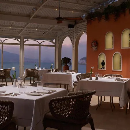 Grand Hotel Royal-3