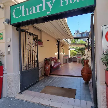 Hotel Charly-3