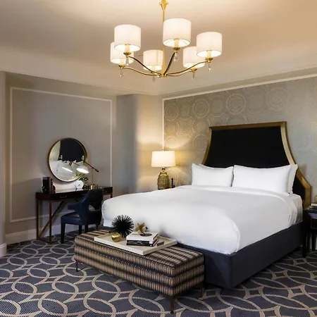 Fairmont Hotel Vancouver-3