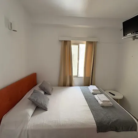 Hostal Paco Marbella-2