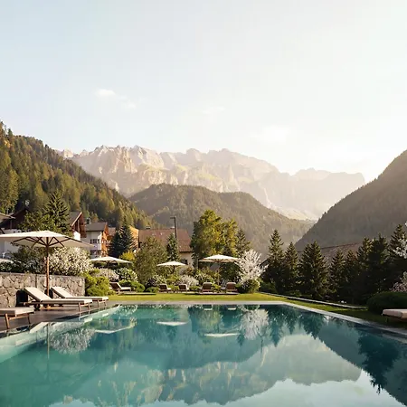 Hotel Dorfer Alpine&Charming-2