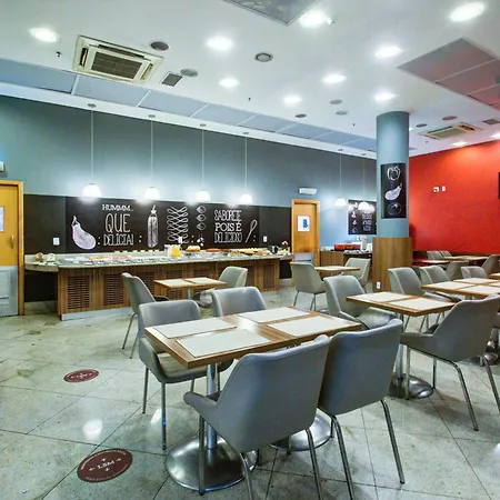 ibis Vitoria Praia de Camburi-2