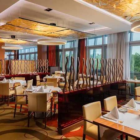 Hilton Frankfurt Airport-3