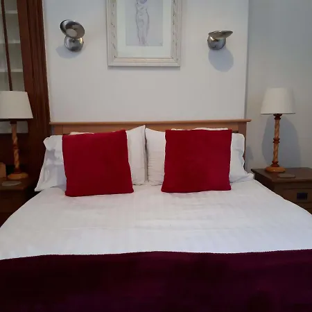Canadale Guest House-2