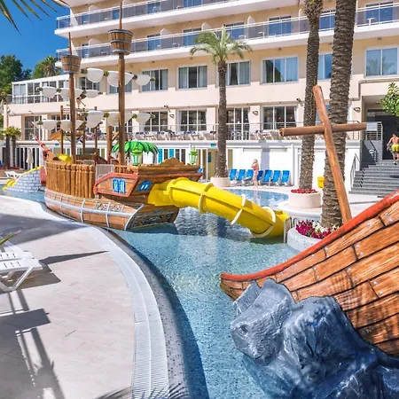 Hotel Oasis Park Splash-3