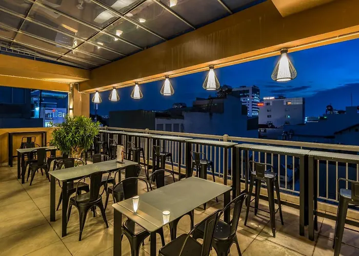 Cherry Hotel And Apartment