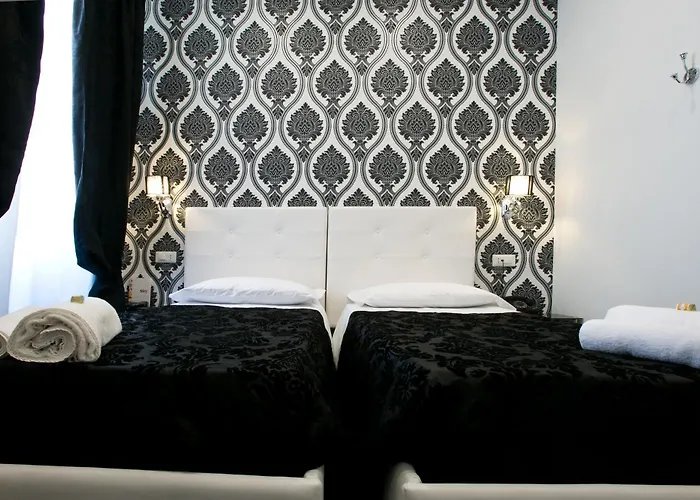 Resort: Rome Key Home