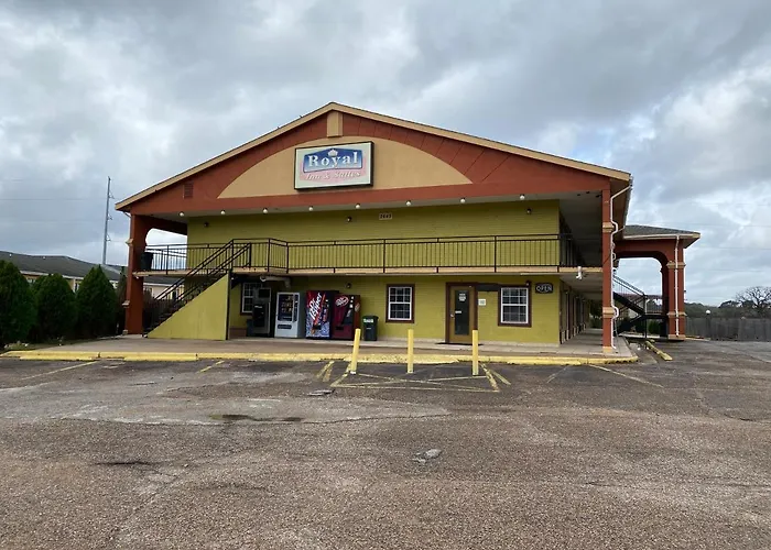Royal Inn & Suites
