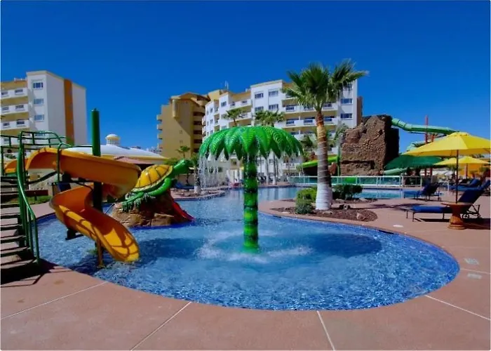 Hotel: Las Palmas Resort