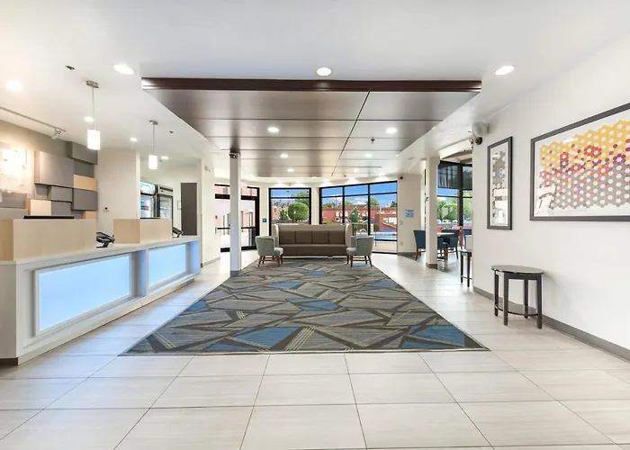 Family Friendly Hotels Holiday Inn Express - Columbus Downtown By Ihg