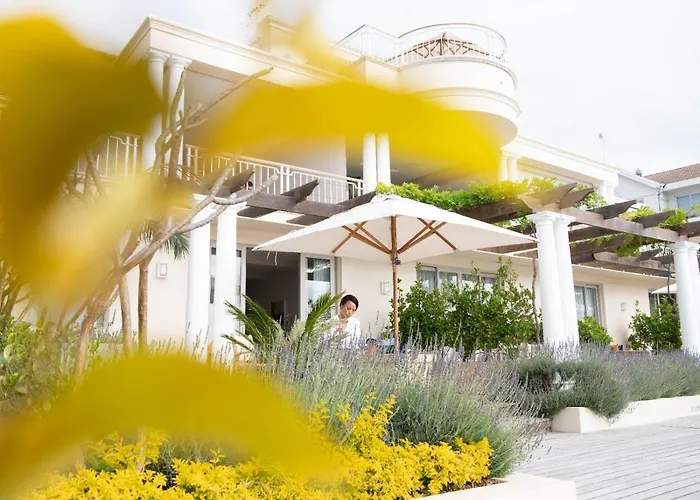 Compass House Boutique - Adults Only