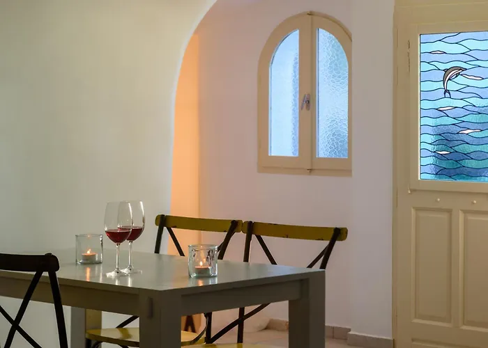 Suite Home Santorini