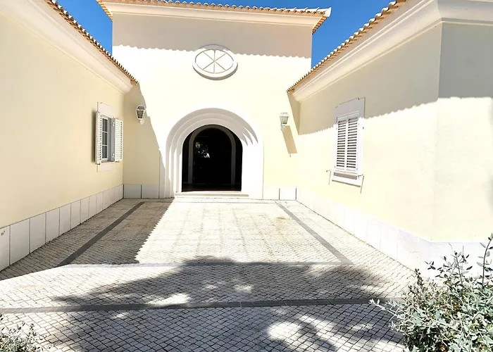 Magellan House