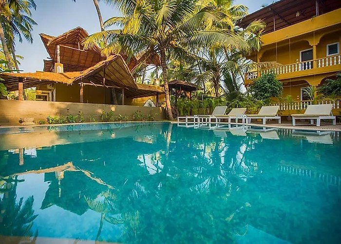 Justa Morjim Beach Resort Goa - 80 Steps From Morjim Beach