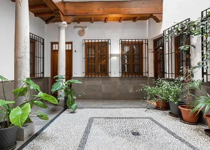 Limehome Calle Santa Ana