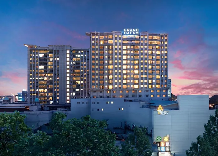 Hôtel 4 étoiles: Grand Dafam Braga Bandung