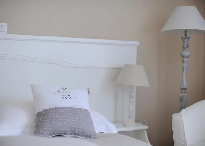 Tinel Rooms Old City Center