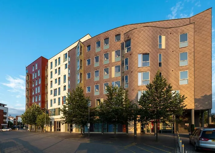 Trip to College For Students Only Collegiate Athena Hall Ipswich