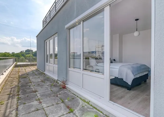 Limehome Porschestraße