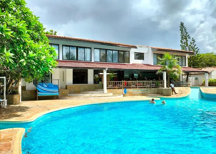 Hotel: Flamboyant Diani Beach