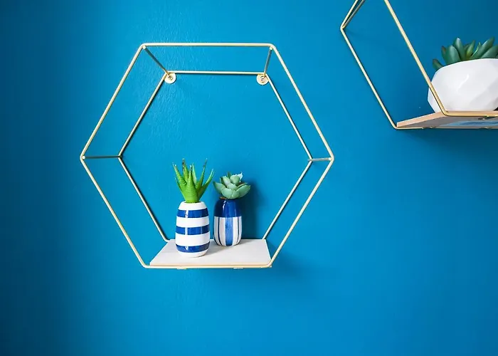 B&B only: Pimlico Hub