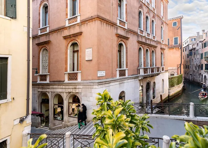  Casa Petrarca
