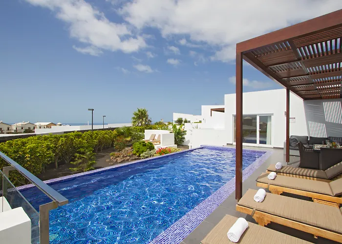 Ereza Hoopoe Villas