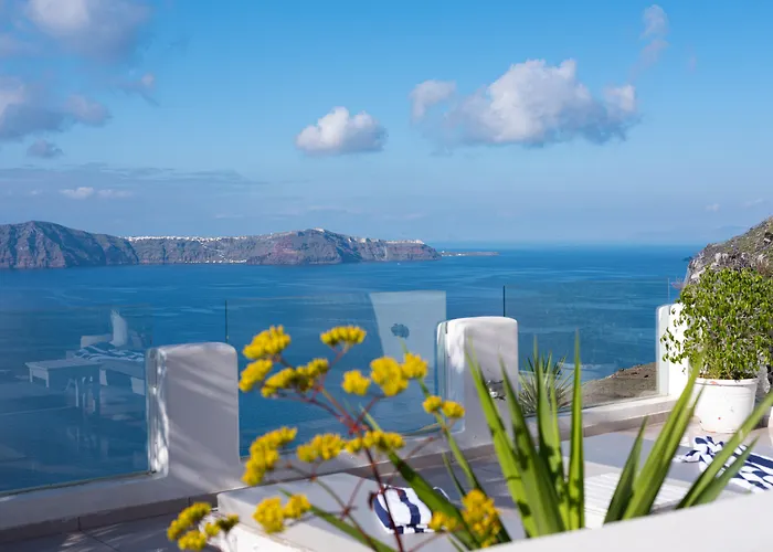 Hôtel de plage: Loucas On The Cliff