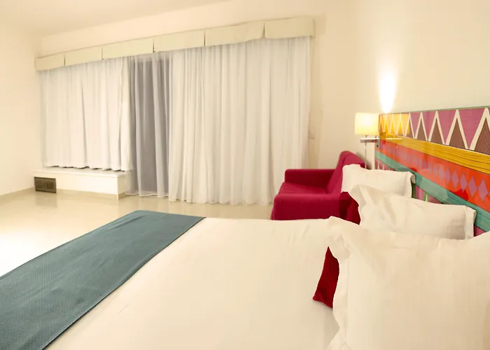 Hotel 4 estrelas: All Ritmo Cancun Resort & Water Park