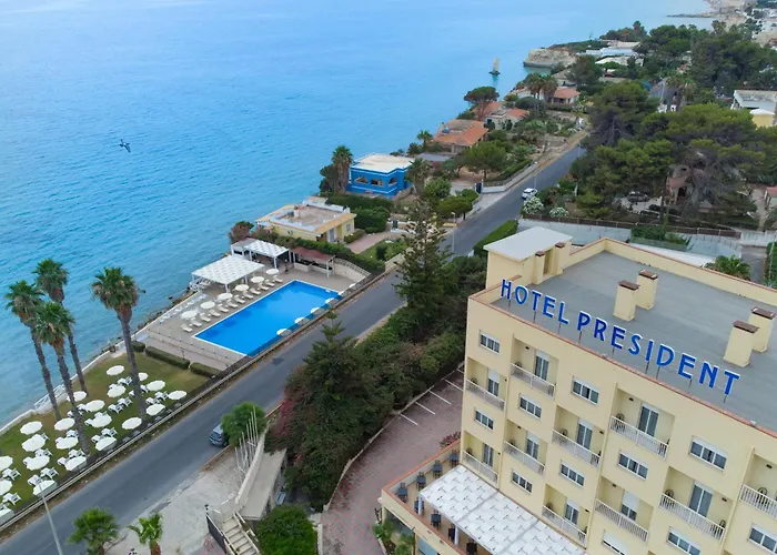 Hotel con piscina: Hotel President Sea Palace