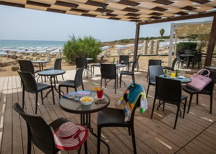 Hotel sulla spiaggia: Hotel Club Eloro
