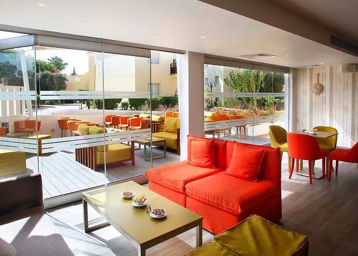 Familienhotel: Malama Beach Holiday Village