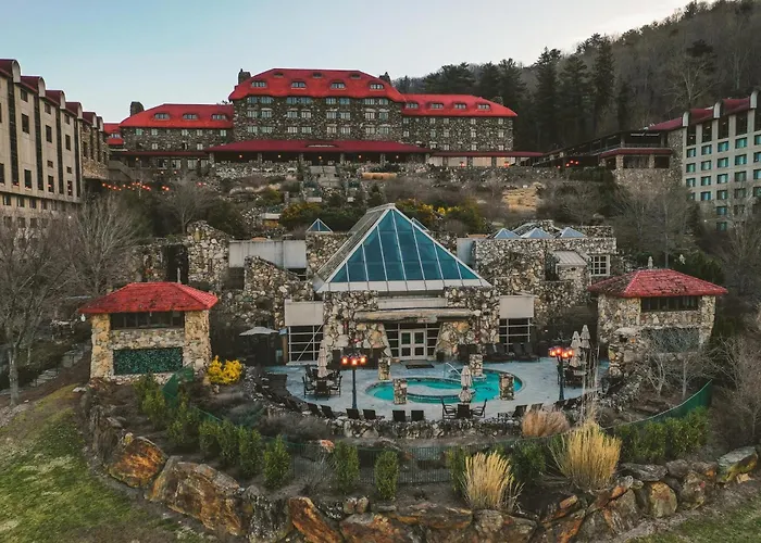 Resort: The Omni Grove Park Inn & Spa - Asheville