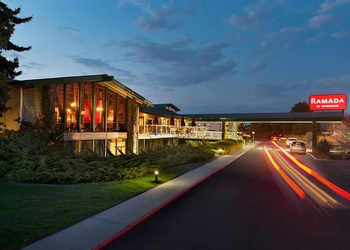 Ramada By Wyndham Airport