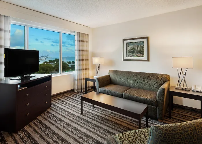 moteles Holiday Inn Port Of Miami-Downtown By Ihg