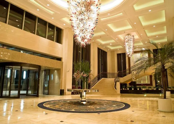 Casino hotel: Shanghai Marriott Hotel Yangpu Riverside