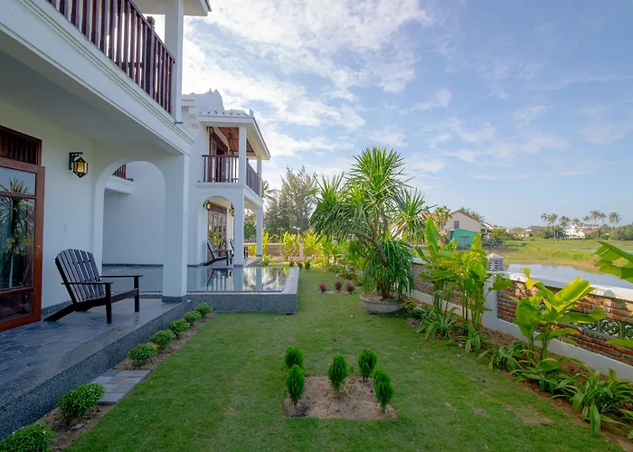 Hotel: Legacy Hoi An Resort